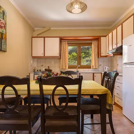 Lejlighed Venetico Beachfront & - 2 Bedroom Sea View Argassi