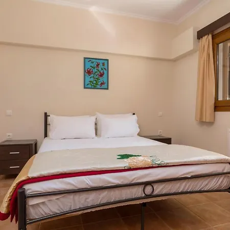 Lejlighed Venetico Beachfront & - 2 Bedroom Sea View *