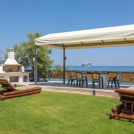 Venetico Beachfront & - 2 Bedroom Sea View * Argassi