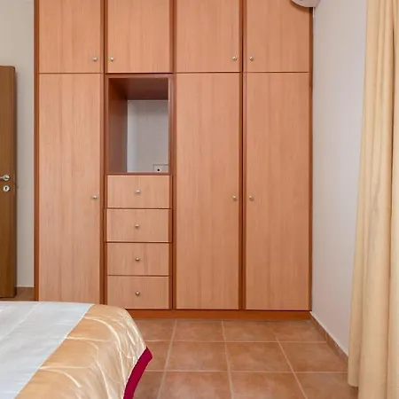 Lejlighed Venetico Beachfront & - 2 Bedroom Sea View